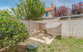 Beautiful Apartment In Saint-Palais-Sur-Mer